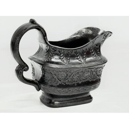 32 - 5 pieces of Late 18th/Early 19th Century English black basalt pottery. Sugar bowl with lid 14x11x12c... 