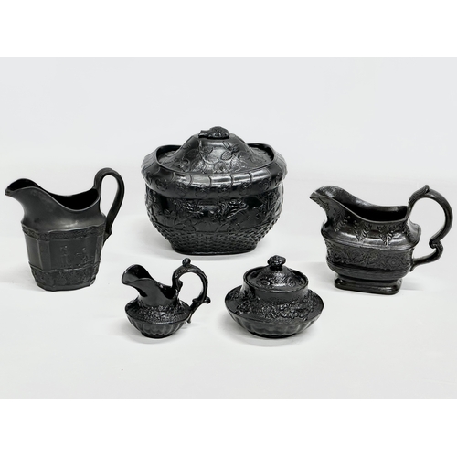 32 - 5 pieces of Late 18th/Early 19th Century English black basalt pottery. Sugar bowl with lid 14x11x12c... 