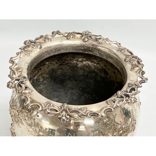 253 - An Irish Late 19th Century silver plated jardiniere by Riddels LTD, Belfast. 18x18x18cm