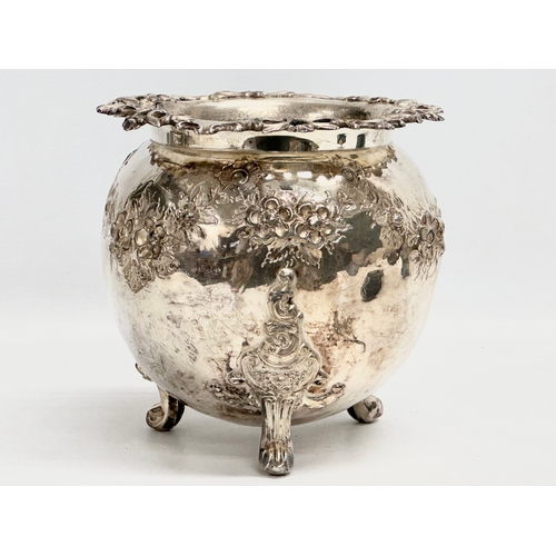 253 - An Irish Late 19th Century silver plated jardiniere by Riddels LTD, Belfast. 18x18x18cm