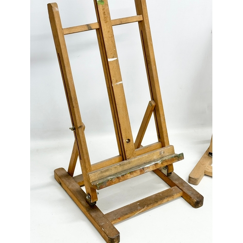 317 - 2 Daler-Rowney tabletop easels. 82cm