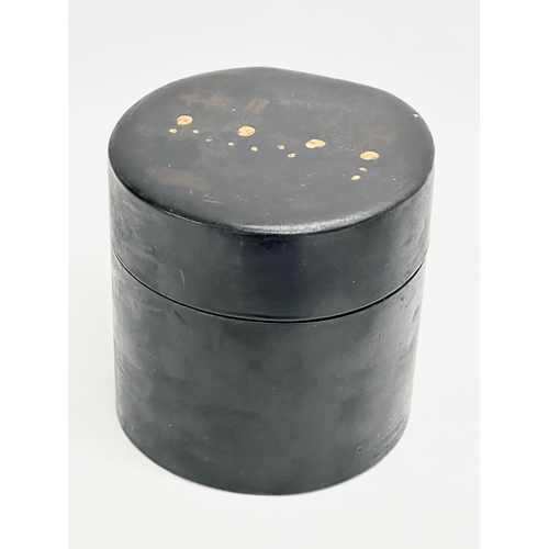 399B - Early 20th Century Japanese lacquered boxes and tea canister. Tea canister signed. Circa 1900. 30cm.