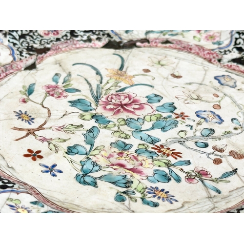 60C - An 18th Century Chinese Qianlong enamelled tray. 19cm