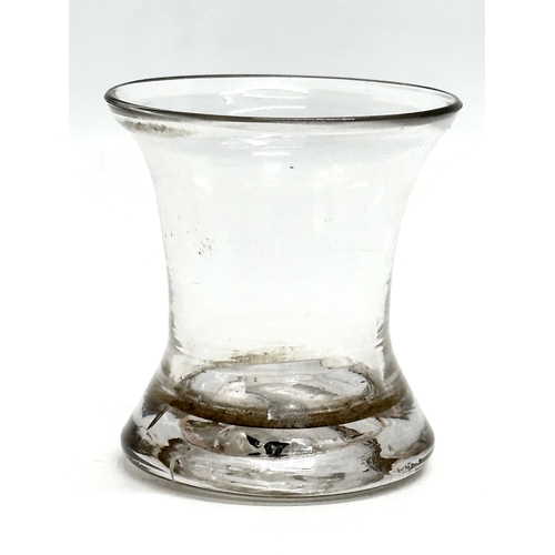 75 - An Early 18th Century George II penny lick tasting glass. Circa 1730. 6x6.5cm