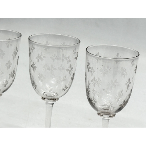 84 - A set of 4 Victorian etched port glasses. 12cm