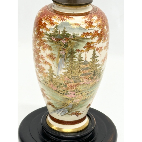 88 - An Early 20th Century Japanese Late Meiji pottery table lamp by Satsuma. Circa 1900-1920. 15x31cm