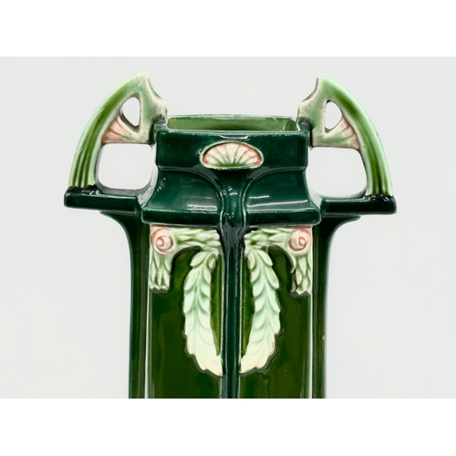 90 - An Early 20th Century Eichwald Bohemian, Art Nouveau vase by Bernhard Bloch (B. Bloch & Co) circa 19... 