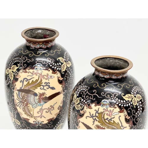 43 - A pair of good quality Late 19th Century Japanese cloisonné vases. Meiji Period. Circa 1880-1900. 16... 