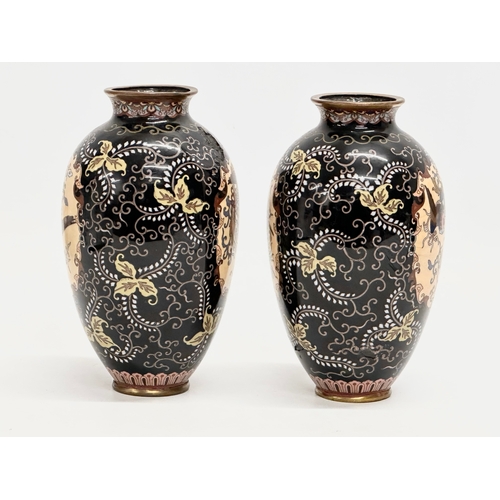 43 - A pair of good quality Late 19th Century Japanese cloisonné vases. Meiji Period. Circa 1880-1900. 16... 