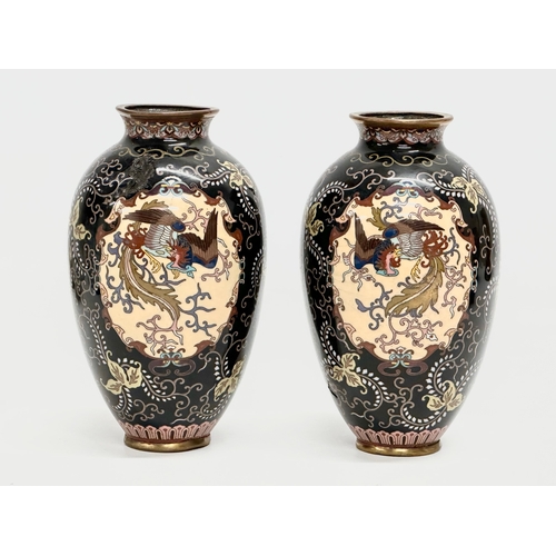 43 - A pair of good quality Late 19th Century Japanese cloisonné vases. Meiji Period. Circa 1880-1900. 16... 