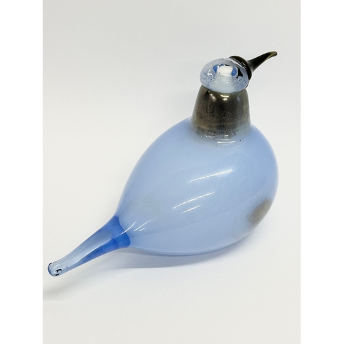 45 - A Late 20th Century Finish glass dove designed by Oiva Toikka for Iittalia Glass. 15x9cm