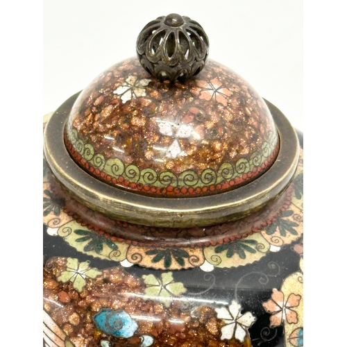 46 - A Late 19th Century Japanese cloisonné sparkled enamel jar with lid. Late Meiji. Circa 1880-1900. 11... 