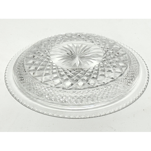 137 - A set of 8 Early 20th Century Thomas Webb crystal plates. Circa 1906-1935. 20x3cm