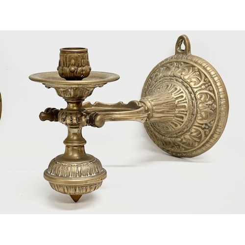 16 - A pair of Late 19th/Early 20th Century brass nautical ships pendulum wall mounted candleholders. 27c... 