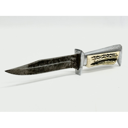 191 - Vintage knives with antler handles. 25cm