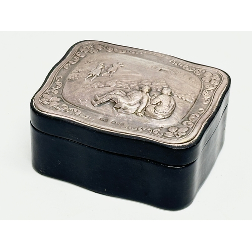 461 - A silver mounted trinket box by Keyford Frames Ltd. 9.5x8x5cm