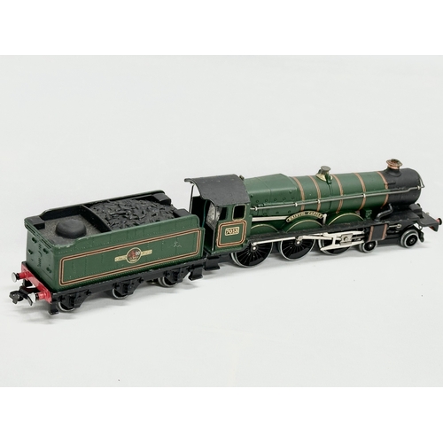 424 - A Hornby Dublo EDLT20 Locomotive and Tender. B.R. With box. 27cm