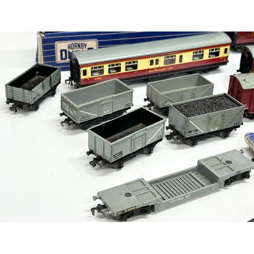 426 - A quantity of Hornby locomotives and carriages etc.