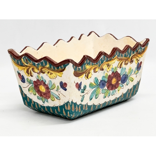 241 - An Italian Majolica planter. 24x15x12cm