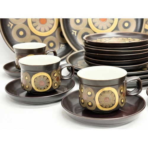 261 - A 1970’s Mid Century Denby ‘Arabesque’ coffee dinner service. 6 dinner plates, 6 cups, 6 saucers, 6 ... 