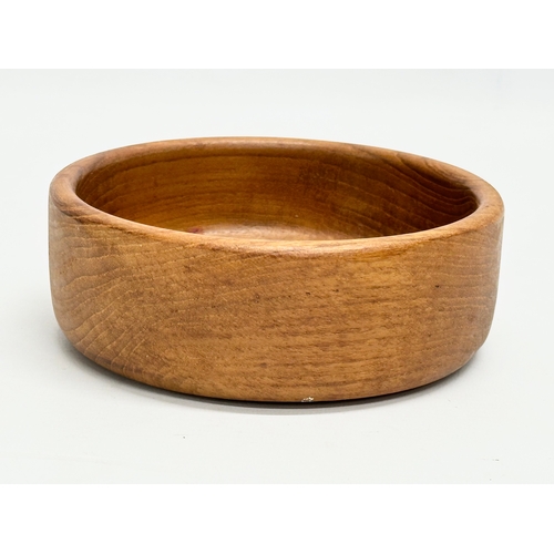 269 - A Mid Century teak bowl. 15x5.5cm