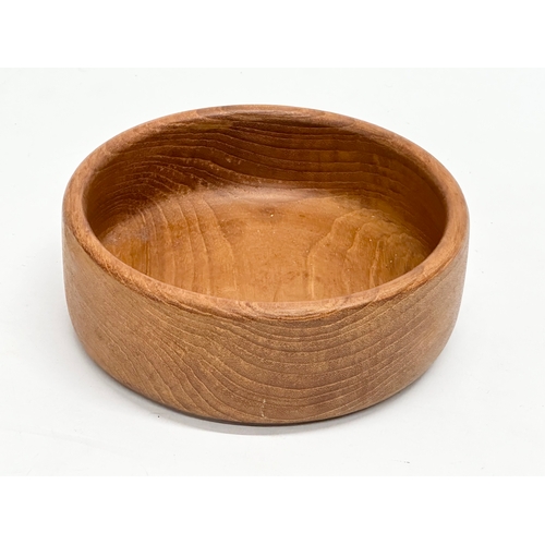 269 - A Mid Century teak bowl. 15x5.5cm