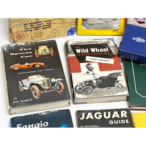 592 - A collection of vintage books on cars/racing cars.