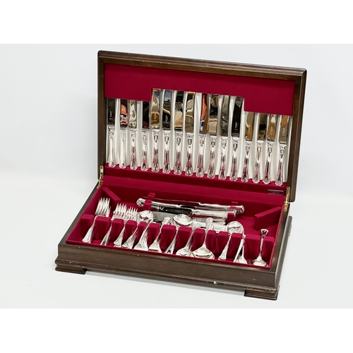 572 - A large canteen of silver plated and stainless cutlery. 47x32x9.5cm