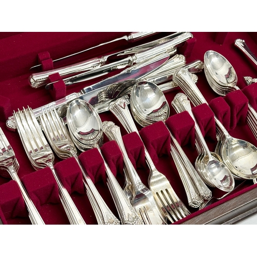 572 - A large canteen of silver plated and stainless cutlery. 47x32x9.5cm