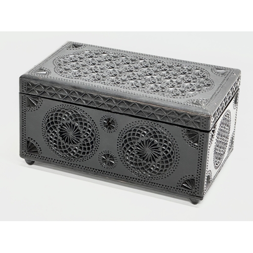 299 - A Late 19th Century ebonised jewellery box. 22x13x11cm