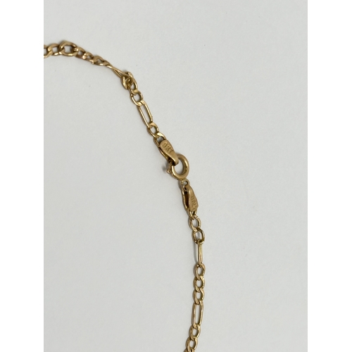 461C - A 9ct gold bracelet for repair. 1.08 grams.