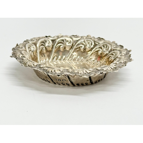 469G - A Late 19th Century silver Bon Bon dish. Birmingham 1894. 30.7 grams.