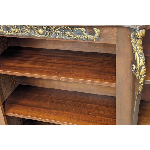 966 - An 18th Century style mahogany open breakfront bookcase. 152x38x102cm