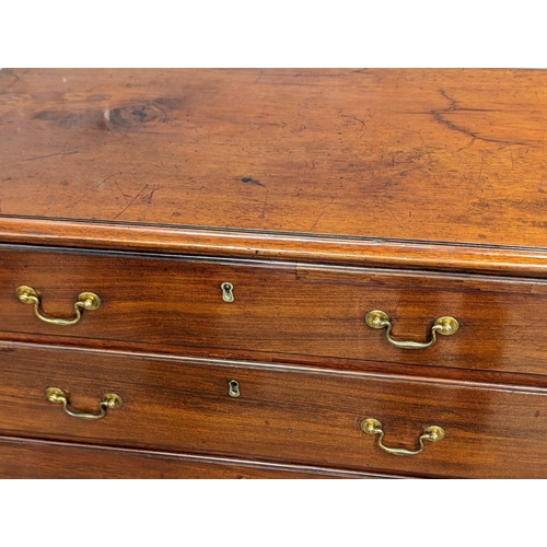 965 - A tall good quality George III 18th Century mahogany chest of drawers, with original handles and bra... 