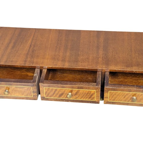 1025 - A Carlton House style inlaid mahogany writing desk with leather top in the manner of Sheraton 116x57... 