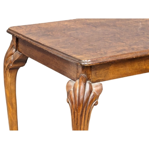 1044 - An early 20th Century Burr walnut side table in the George I style, 70cm x 44cm x 65cm