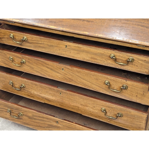 1080 - A George III inlaid mahogany writing bureau. Circa 1800. 119x58x111.5cm