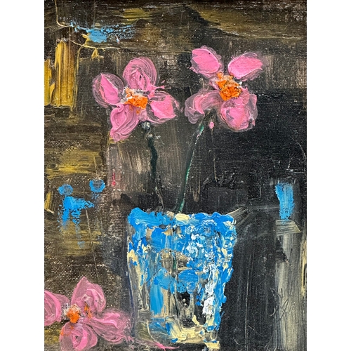 42C - An oil painting on board by Colin Flack. Still Life Flowers. 16x22cm. Frame 37x43cm