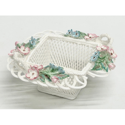 142 - Daly Celtic Weave. 2 Parian china woven baskets by Celtic Weave. 14x7cm