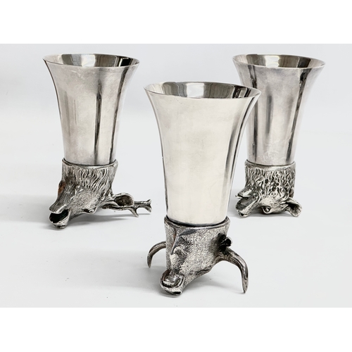 19 - A set of 6 excellent quality Valenti silver plated bronze hunting stirrup cups. Mounted with various... 