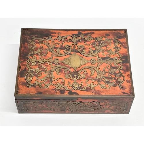 24 - A good quality Mid 19th Century brass inlaid boulle work jewellery box, with cedar wood interior. Ci... 