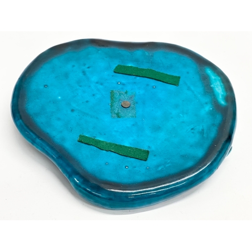 57 - An 18th/19th Century Chinese turquoise glazed brush washer. 24x23x5cm.