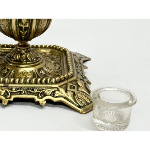 195 - A Victorian brass inkstand. 14x14x12cm.