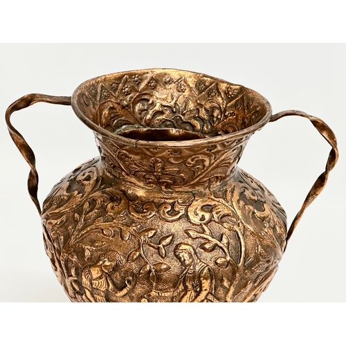 90 - A Late 19th Century French copper 2 handled pot. 22x18x22cm.