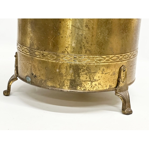 247 - A vintage brass coal bucket. 35x34cm