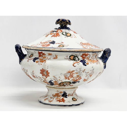 271 - A large Early 19th Century Mason’s Patent Ironstone China tureen with cover and ladle. Retailed at H... 