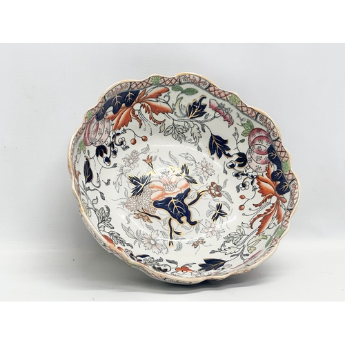 272 - An Early 19th Century Mason’s Patent Ironstone China tureen with cover, circa 1815-1830. Together wi... 