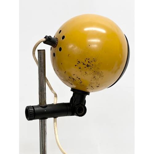 117G - Veneta Lemi. An Italian Mid Century Space Age rise and fall desk lamp. Fully extended 55cm.