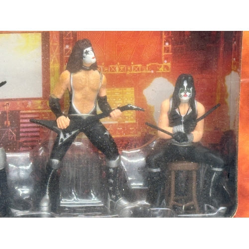 581 - A Kiss Limited Edition Band Set. Super Stars.