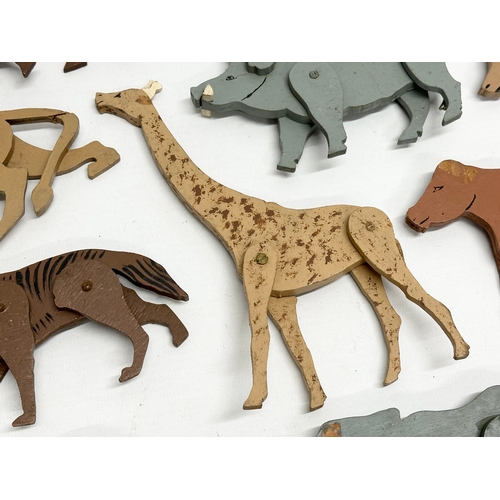 579 - A collection of vintage wooden animals. 17cm